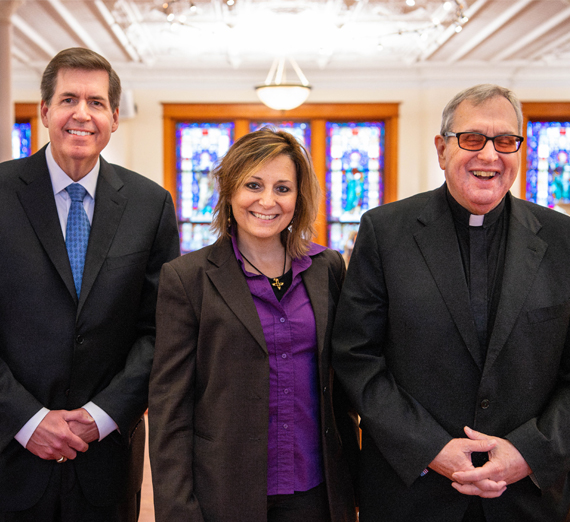 الرئيس ماكولو في مكتبه